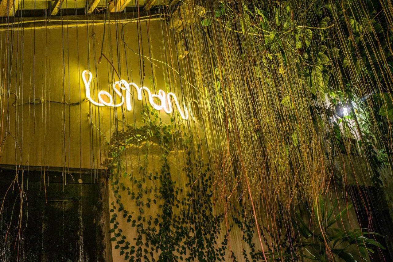 Losmanos Hostel Jogjacarta Exterior foto